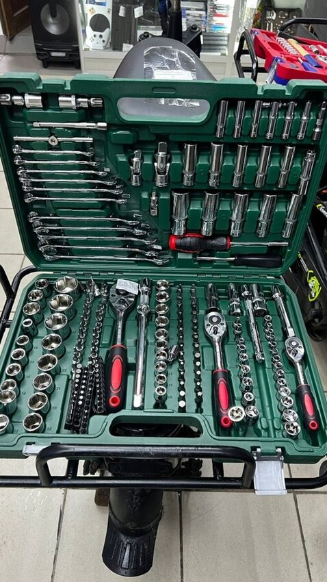 Набор инструментов 216