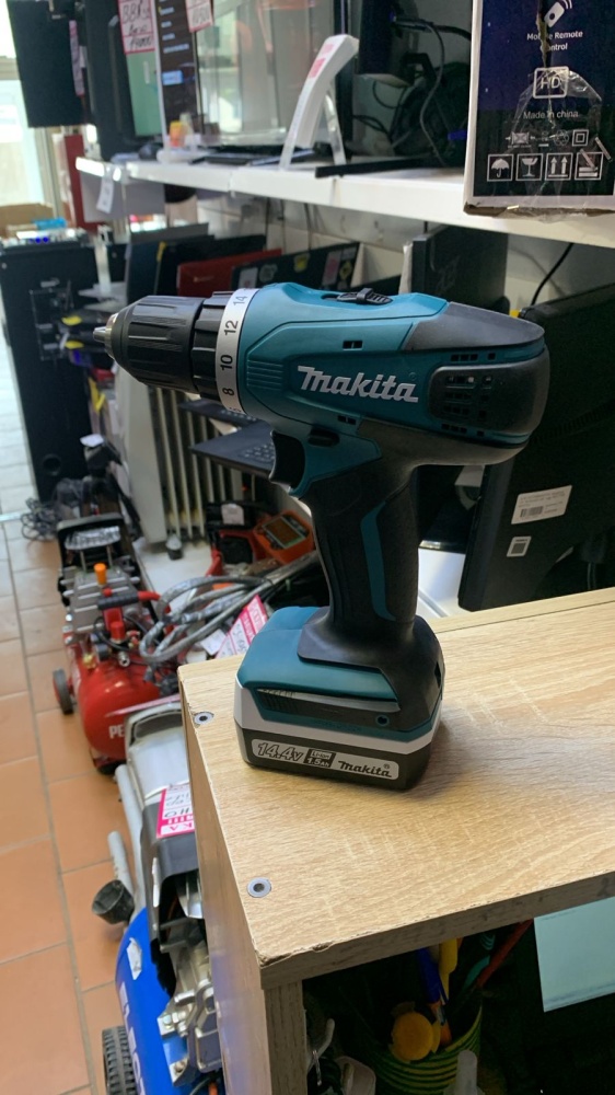 Шуруповерт MAKITA