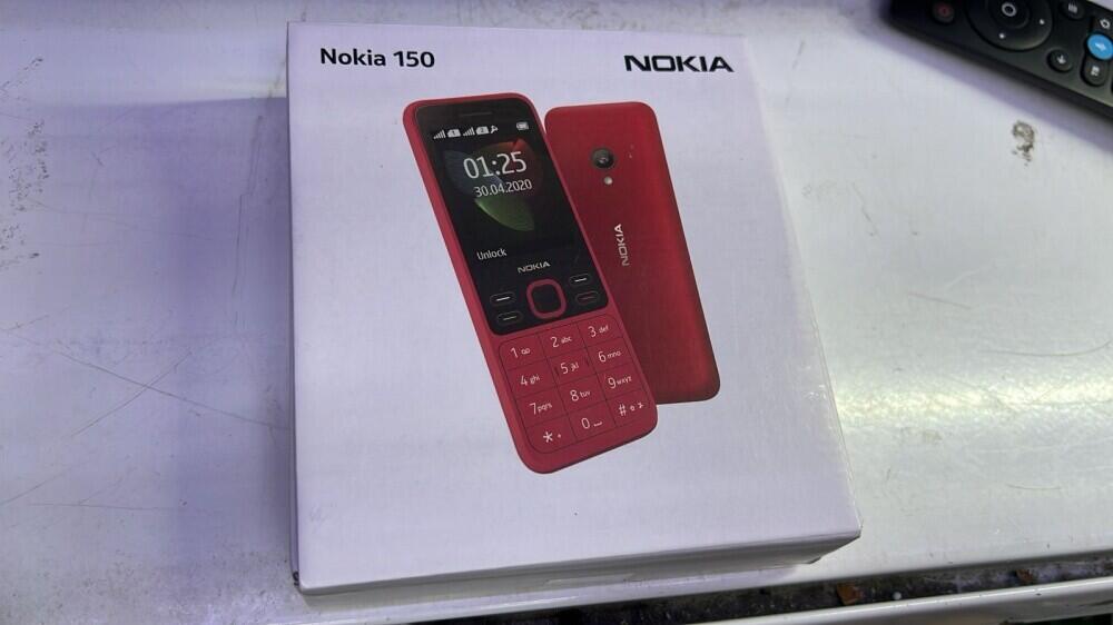 Мобильный телефон Nokia 150