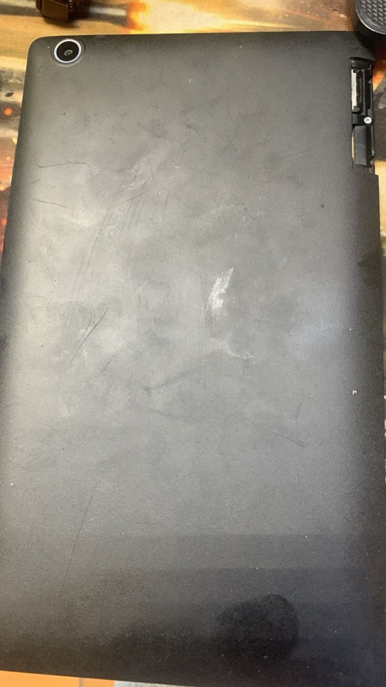 Планшет Lenovo Pad TB3-850M
