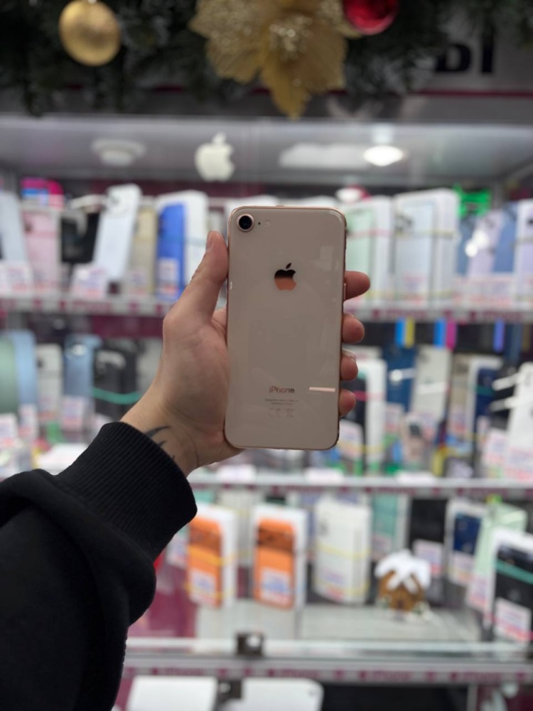 Смартфон iPhone 8 64 Gb