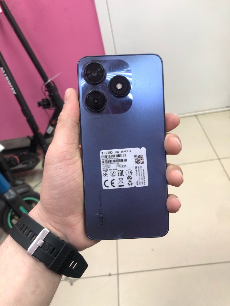 Мобильный телефон Tecno Spark 10 4\128