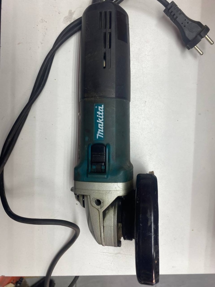 УШМ (Болгарка) Makita 9565H