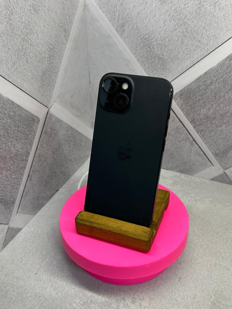 Смартфон iPhone 15 256