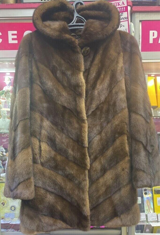 Шуба Норка коричневая с капюшоном 44-48