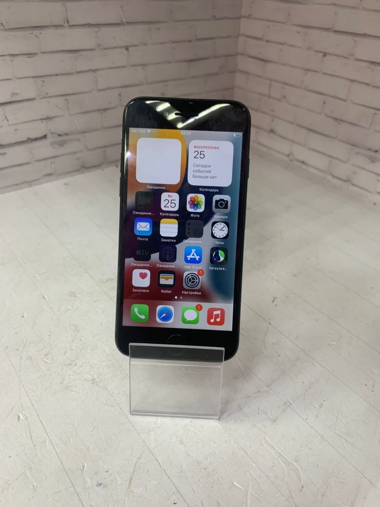 Смартфон iPhone 7 32Gb