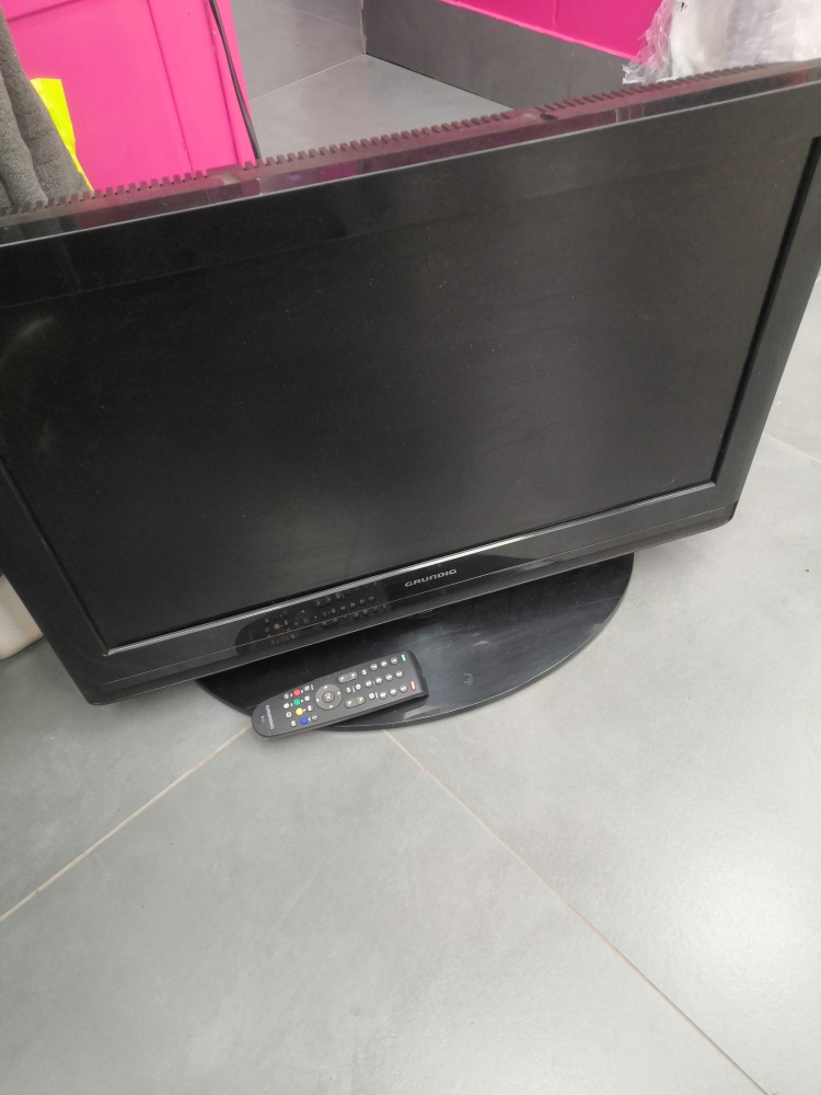 Телевизор др марка grundic 32