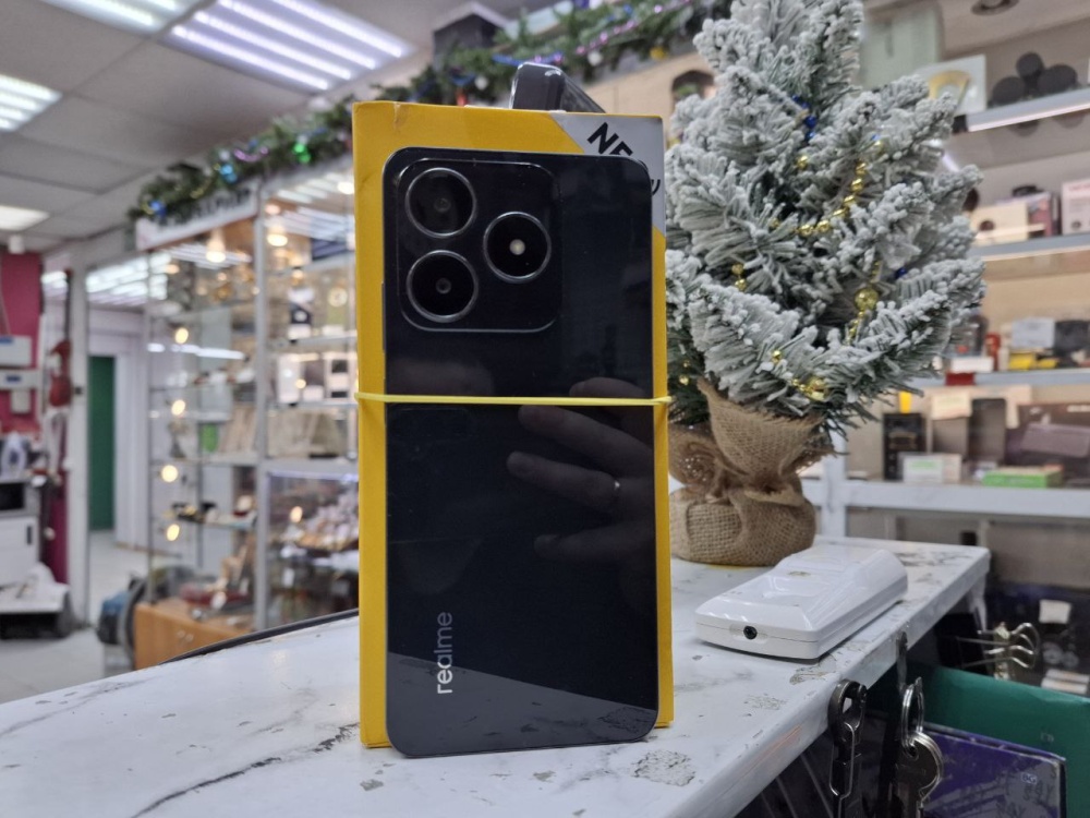 Смартфон Realme C61