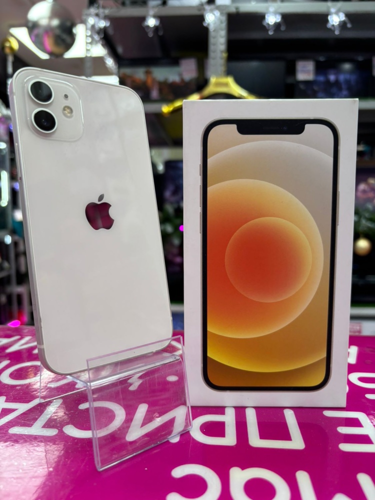 Смартфон iPhone 12 64 Gb 80%