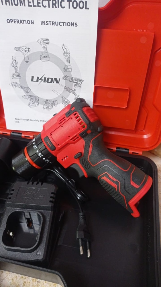 Шуруповерт MILWAUKEE 18V (мал/красн)