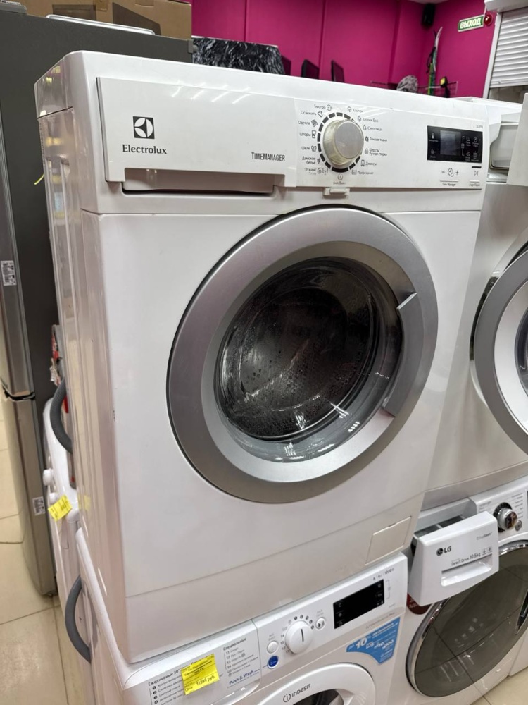 Стиральная машина Electrolux