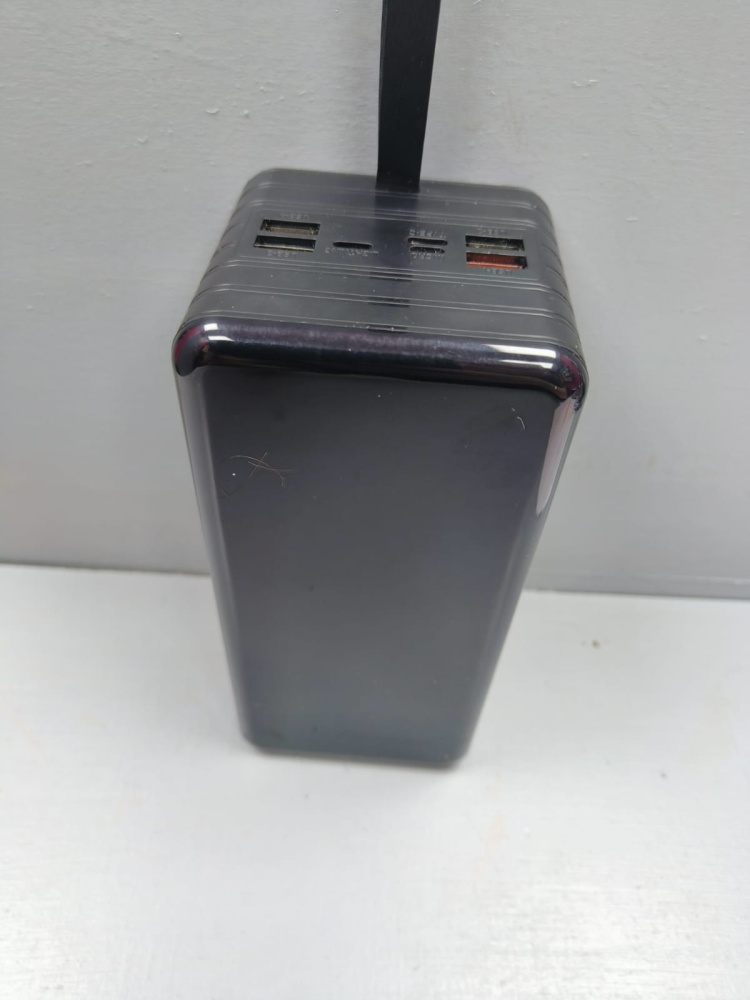 Powerbank внешний аккумулятор ENERGIZER UE80000PQ