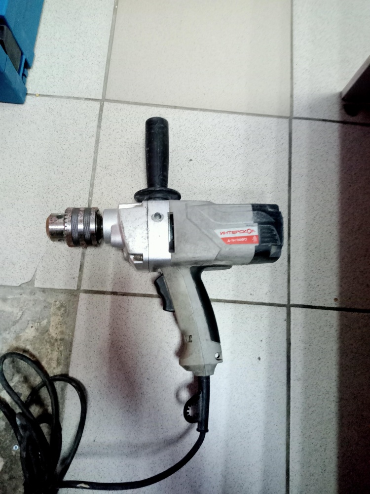 Дрель ИНТЕРСКОЛ Д-16/1050Р2