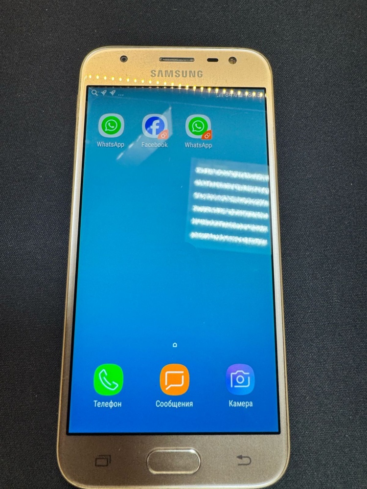 Смартфон Samsung J3 2016