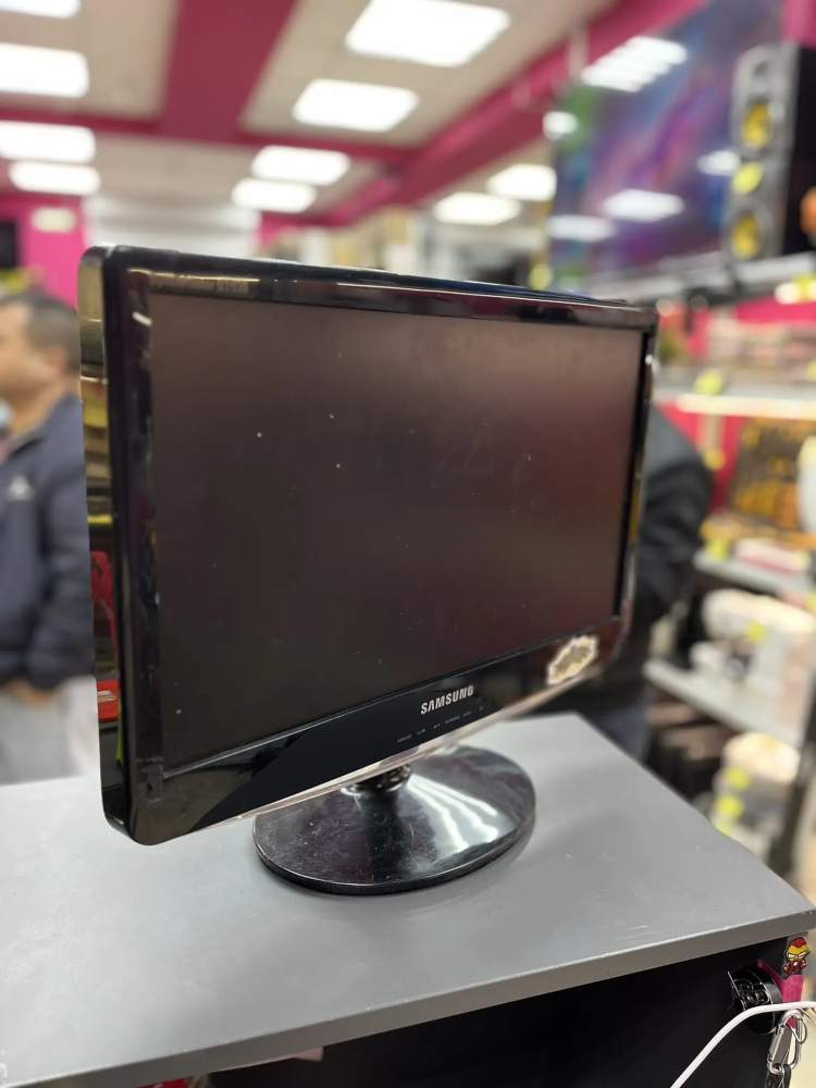 Монитор Samsung B1930N