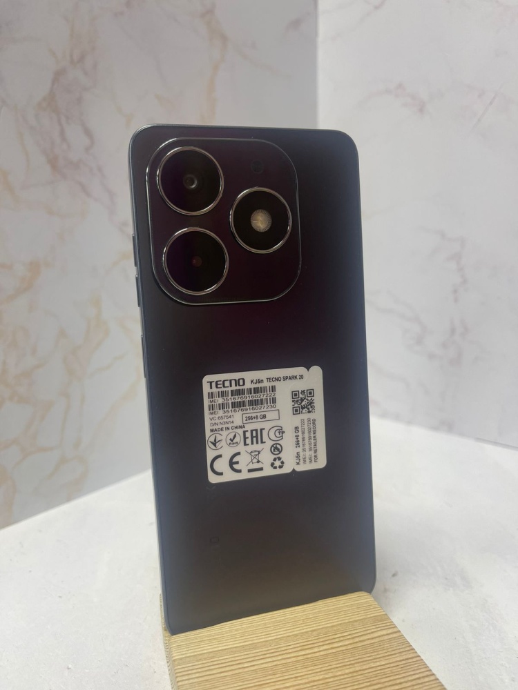 Мобильный телефон Tecno Spark 20 8/256