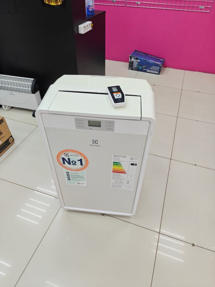 Кондиционер мобильный Electrolux 12 DR/N3