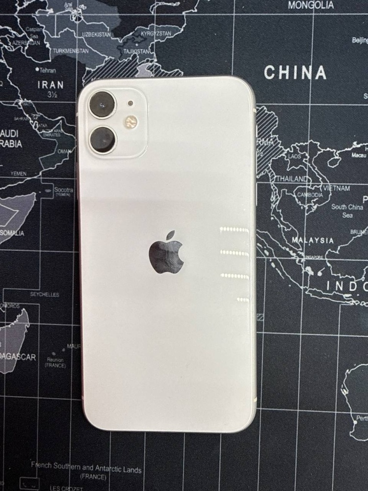 Смартфон iPhone 11 128 Gb