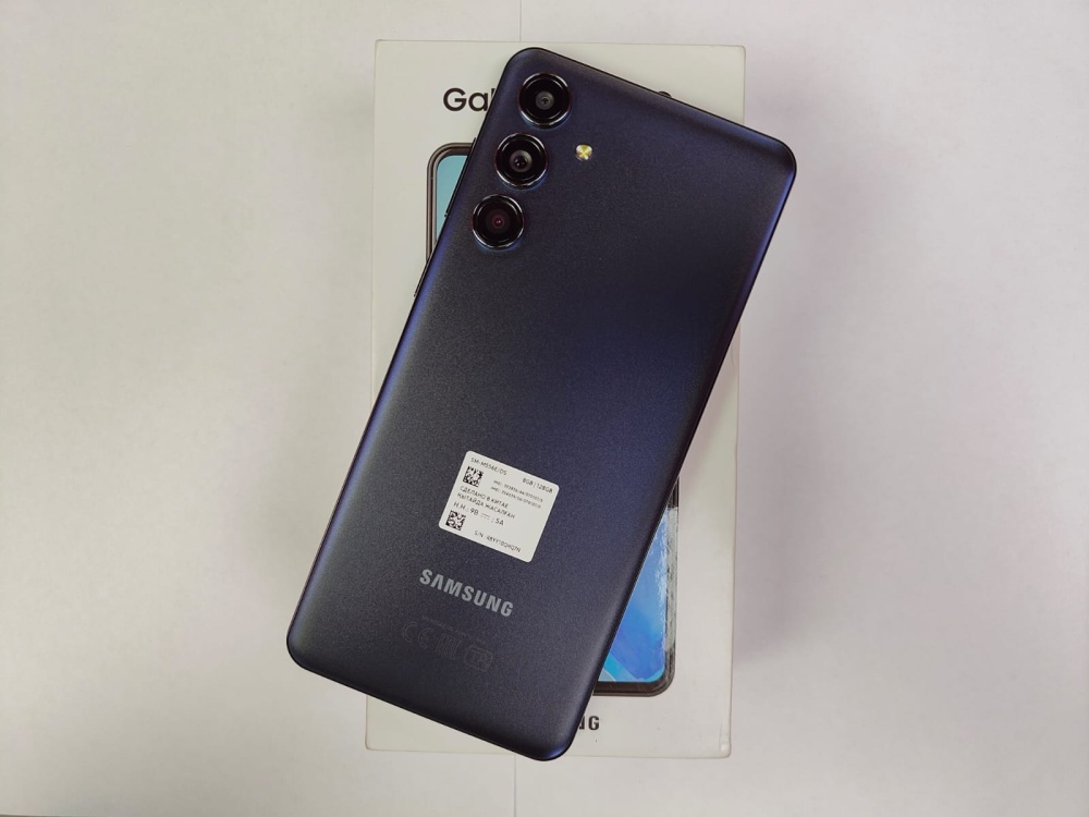 Смартфон Samsung  M55 128гб