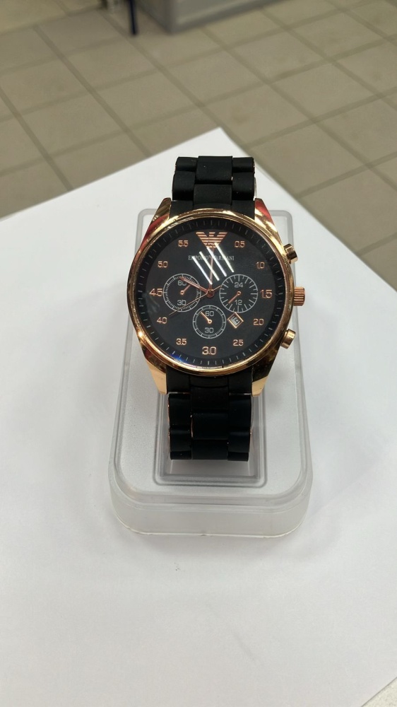 Часы EMPORIO ARMANI