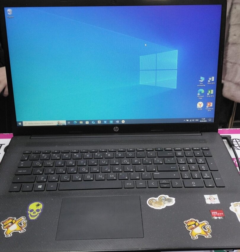 Ноутбук HP 17"