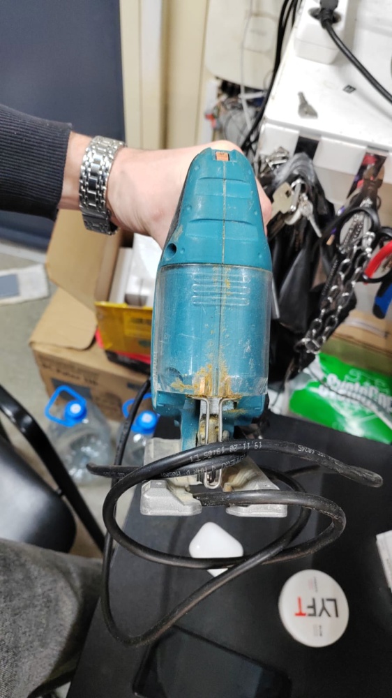 Лобзик макита