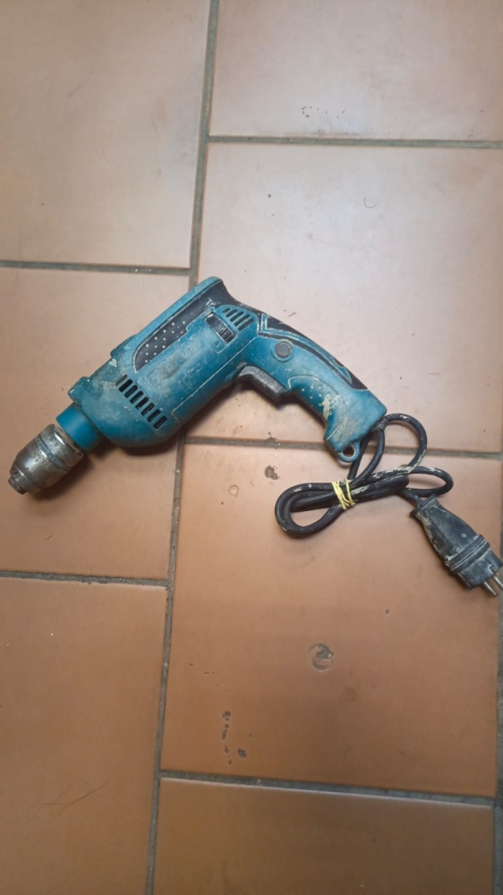 Дрель MAKITA