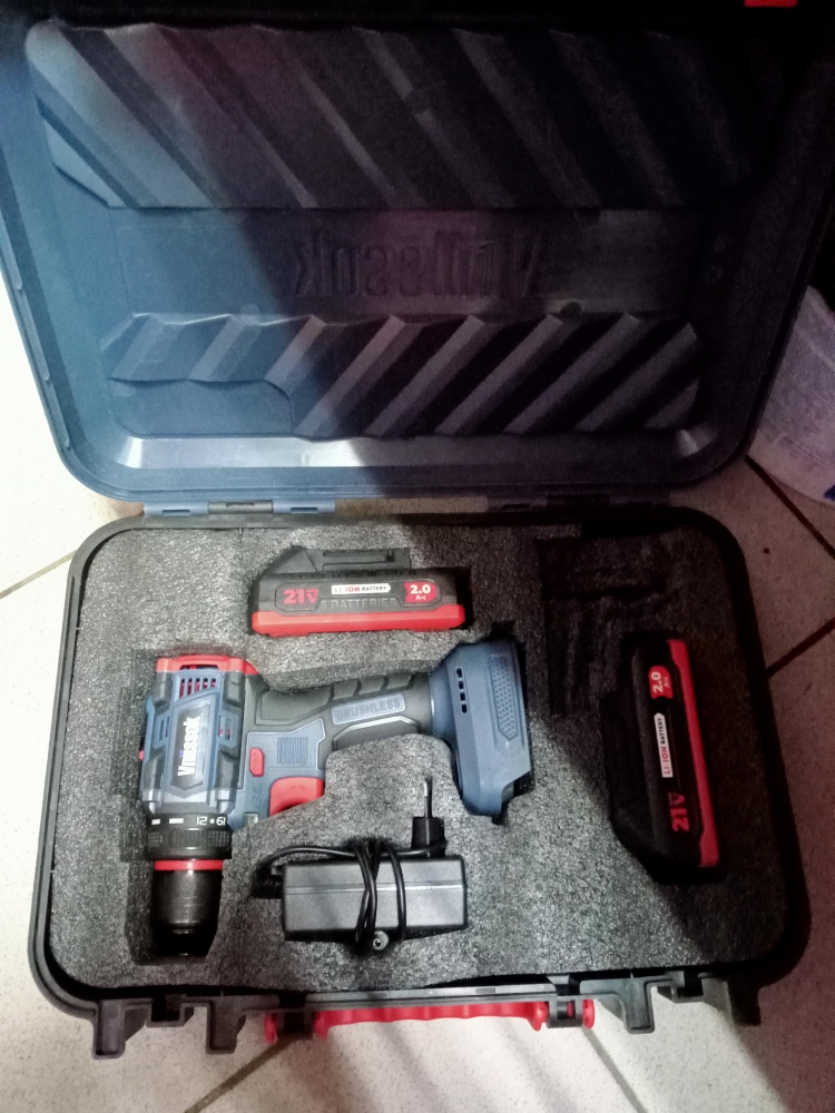 Шуруповерт VNIISSOK V-21