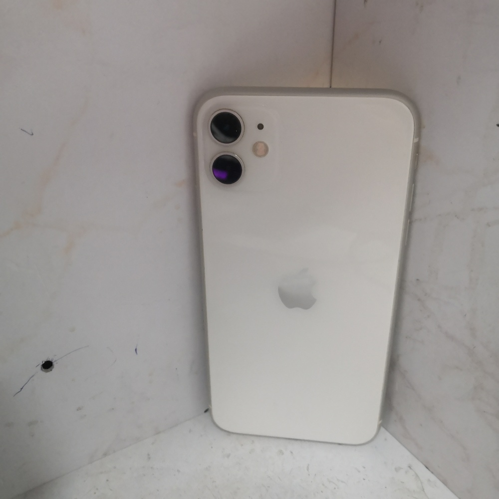 Смартфон iPhone 11 128 Gb