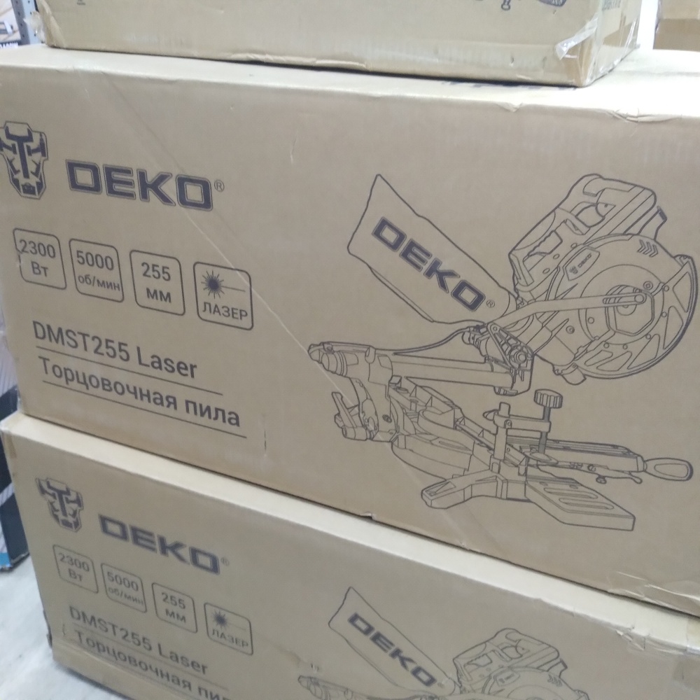 Торцовочная пила deko dmst 255 laser