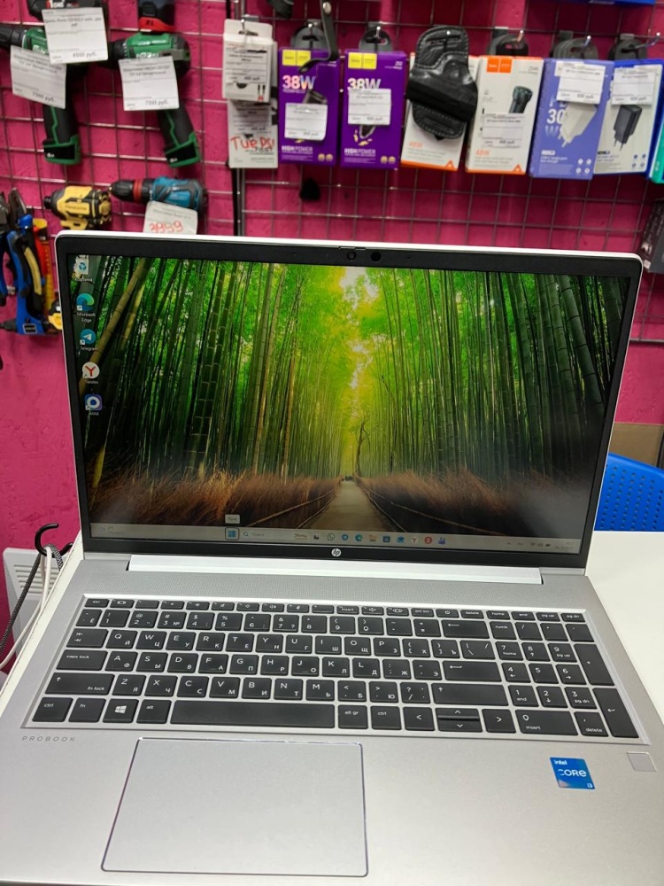 Ноутбук HP 250 G10 i3