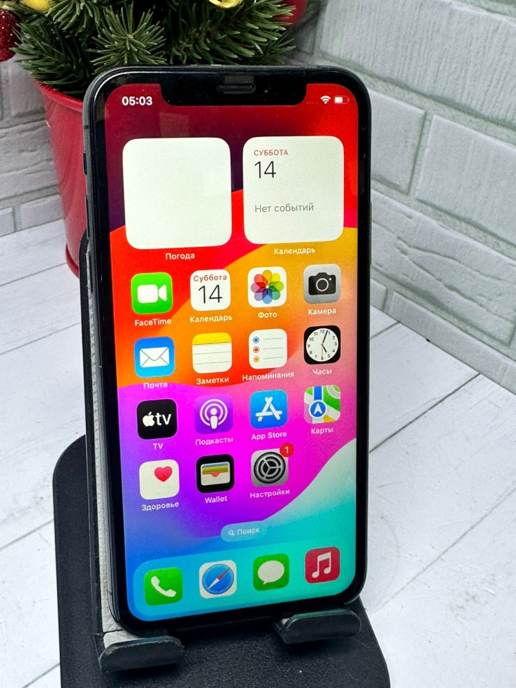 Смартфон iPhone X 64Gb