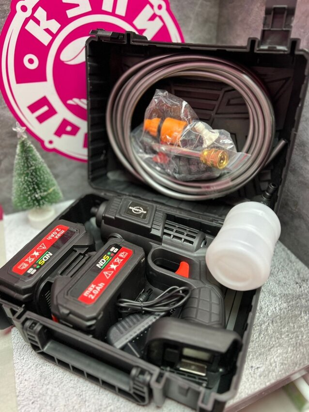 Автомойка аккумуляторная.18v 2.0 AH