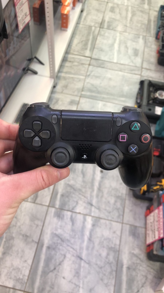 Геймпад ps4