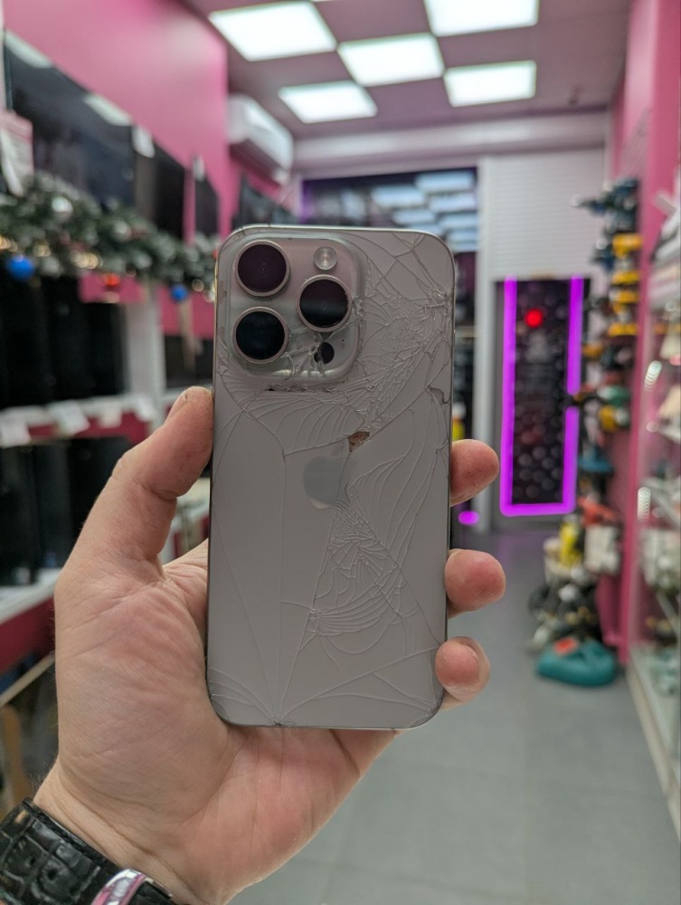 Смартфон iPhone 15 PRO 256gb