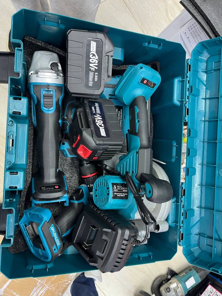 Набор инструментов 4 в 1