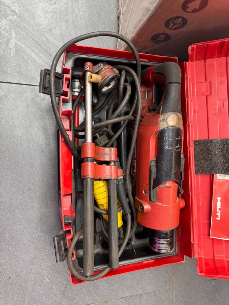Алмазный бур Hilti DD EC-1 (1450 Вт)