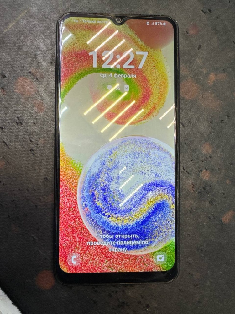 Смартфон Samsung A04