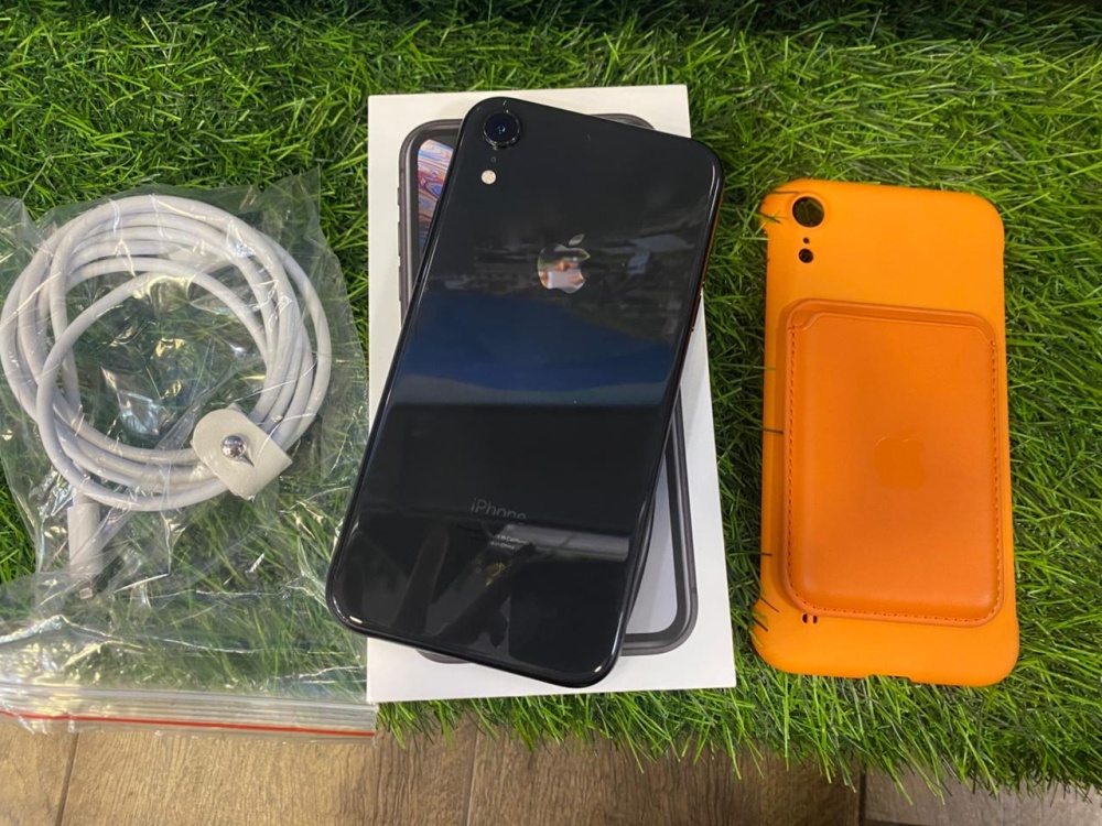 Смартфон iPhone XR 64 Gb