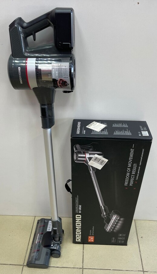 Пылесос Redmond RV-UR362