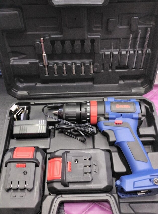 Шуруповерт Витязь ДА-418-2