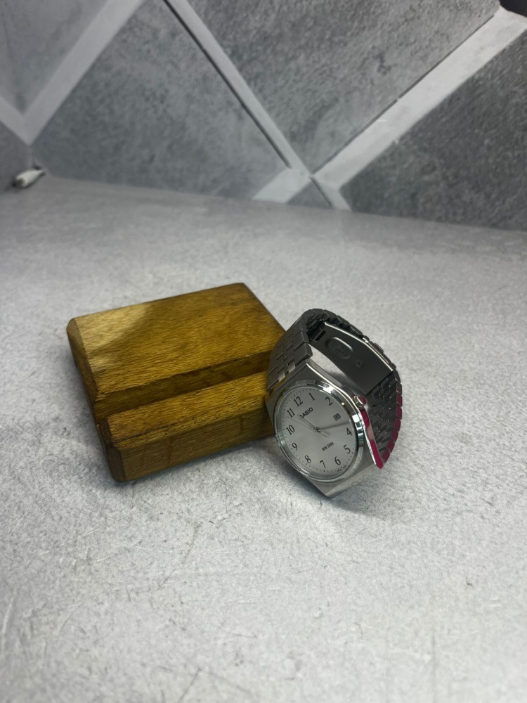 Часы Casio