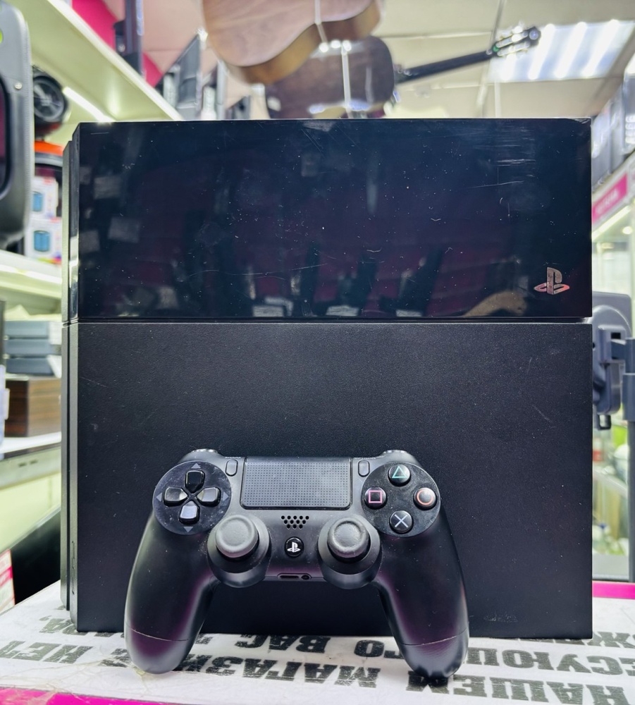 Игровая приставка Sony PlayStation 4 fat 500гб
