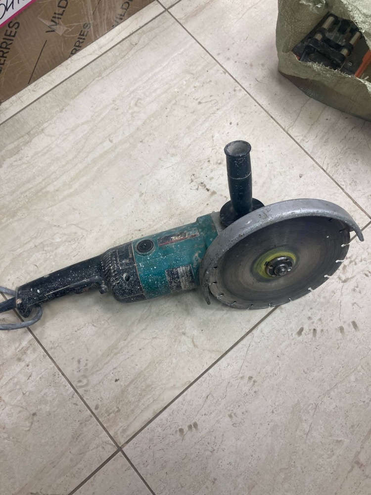 УШМ MAKITA 9069