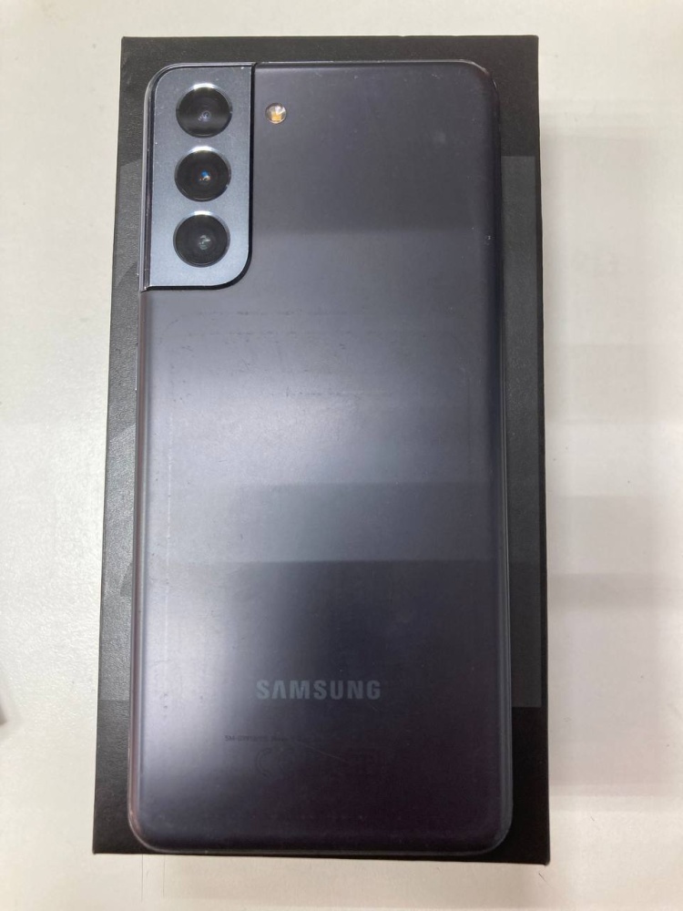 Смартфон Samsung S21