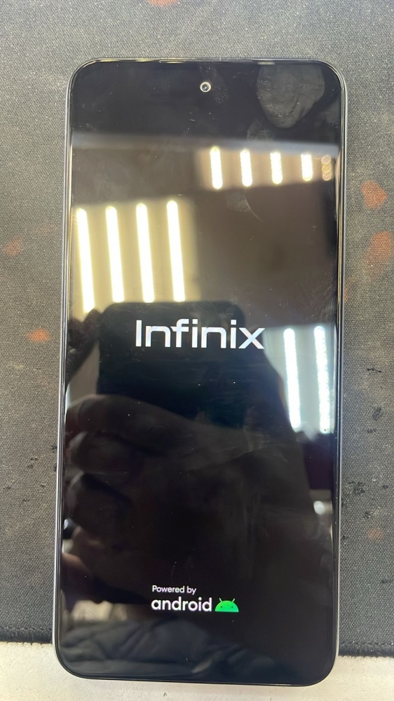 Мобильный телефон Infinix Hot 30 Play 8/128