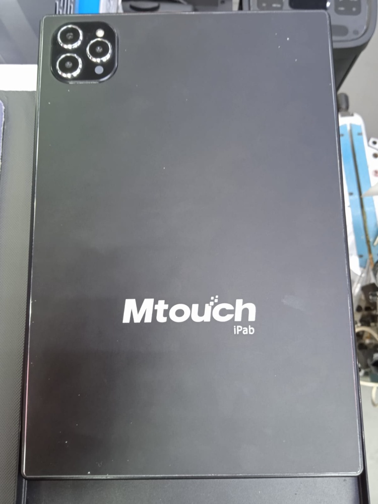 Планшет Mtouch 4/128, есть сим карта