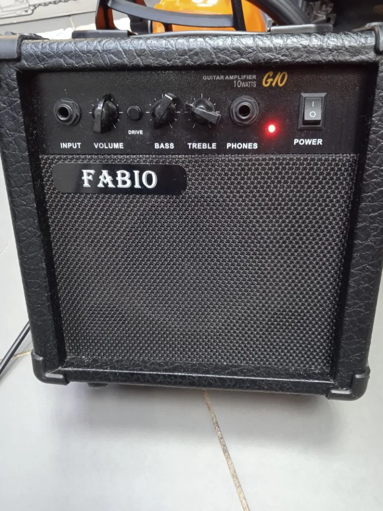 Комбоусилитель Fabio G10