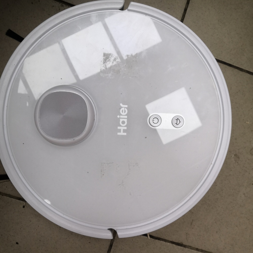 Робот-пылесос haier hsr care