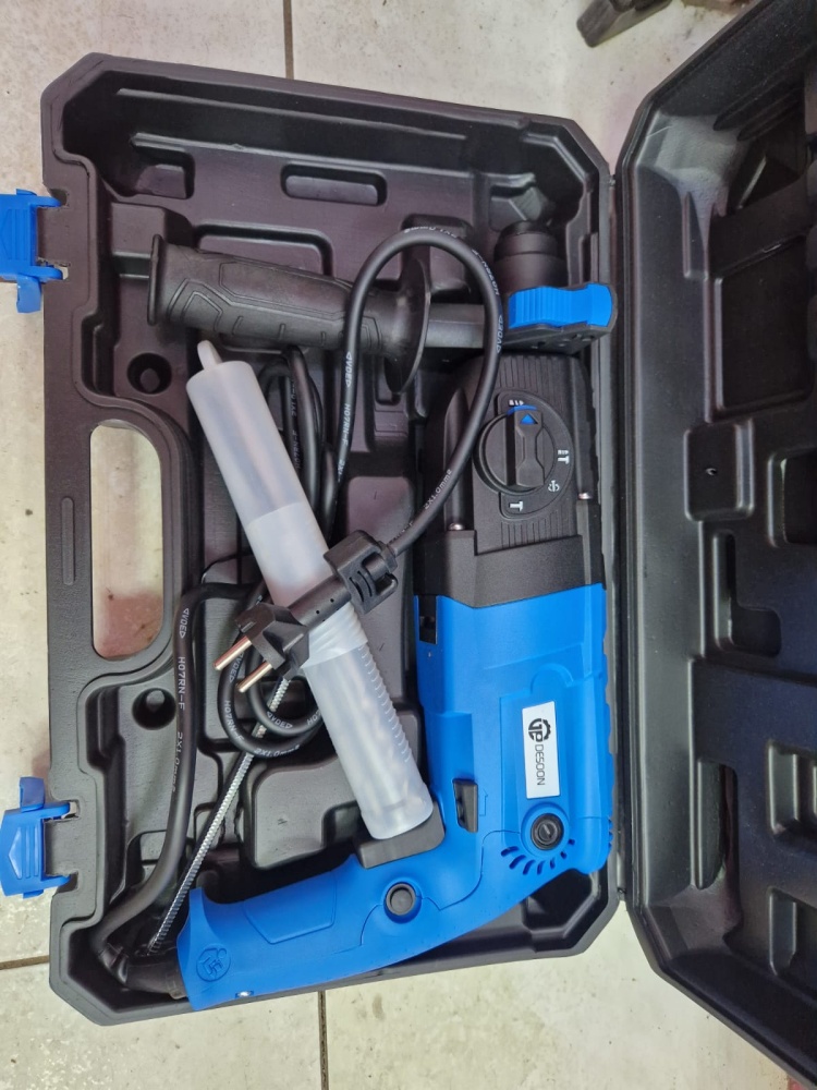 Перфоратор DESON DSH850 BMC